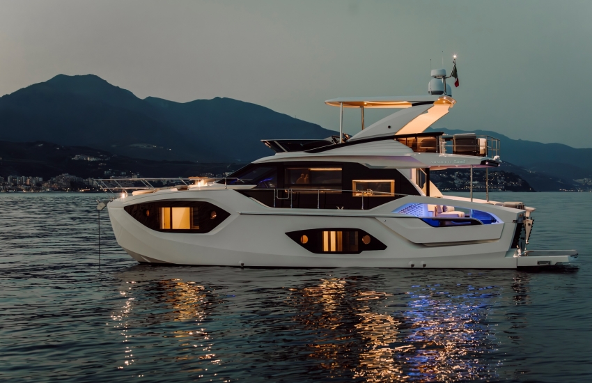 ABSOLUTE 52 FLY - New Disponible Modern Boat Cannes Mandelieu
