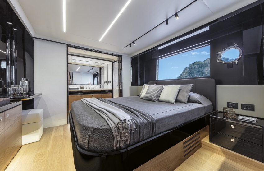 Absolute Navetta 64 Concessionnaire Modern Boat Cannes Mandelieu